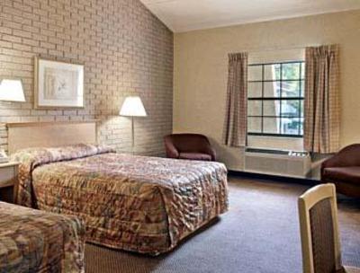 фото отеля Super 8 Motel Tallahassee