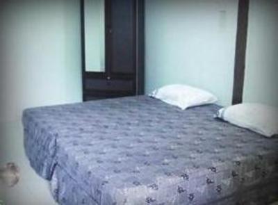фото отеля KT Travellers Lodge