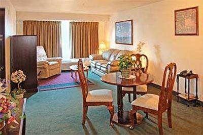фото отеля Oxford Suites Hermiston