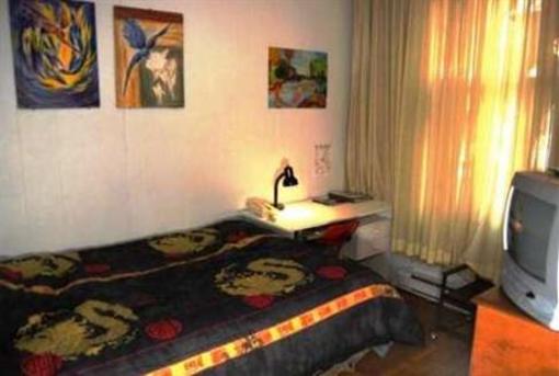 фото отеля Appartements Qualitas Hostel Montreal