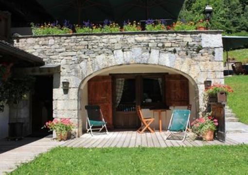 фото отеля Les Chalets de la Serraz