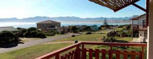 фото отеля Haus Giotto Bed and Breakfast Gansbaai
