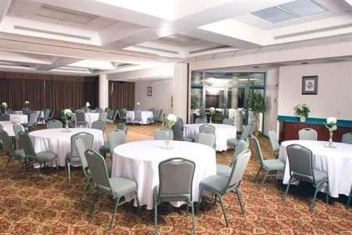 фото отеля Comfort Suites North Raleigh