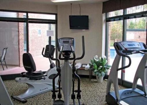 фото отеля Comfort Suites North Raleigh