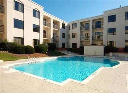 фото отеля Comfort Suites North Raleigh
