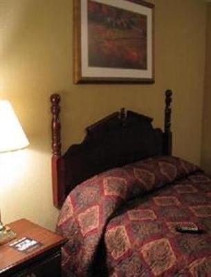 фото отеля BEST WESTERN Broadway Inn & Suites