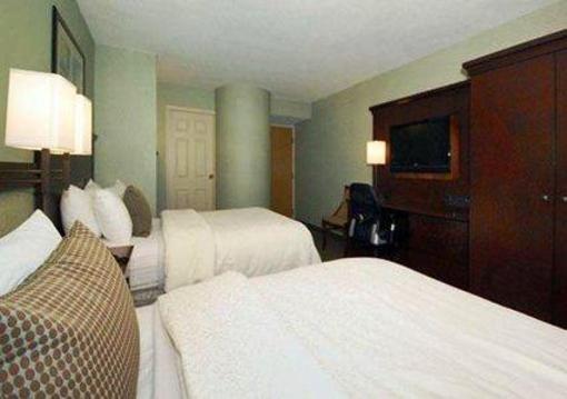 фото отеля Sleep Inn at Court Square
