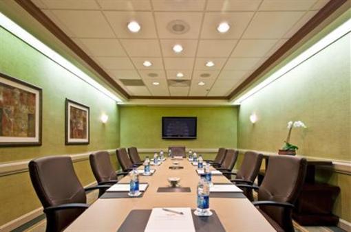 фото отеля Crowne Plaza Miami Airport