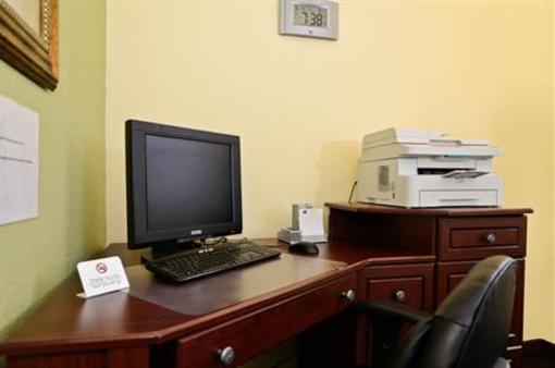 фото отеля BEST WESTERN Golden Triangle Inn