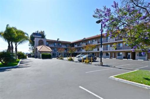 фото отеля BEST WESTERN Golden Triangle Inn