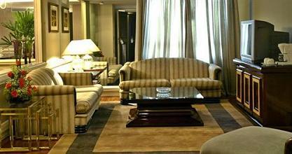 фото отеля Bourbon Curitiba Convention Hotel