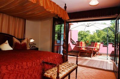 фото отеля The Lakeside Burghotel Zu Strausberg