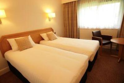 фото отеля Ramada Hemel Hempstead / St Albans