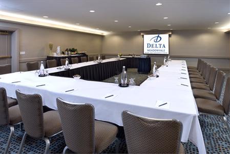 фото отеля Delta Meadowvale Resort and Conference Centre