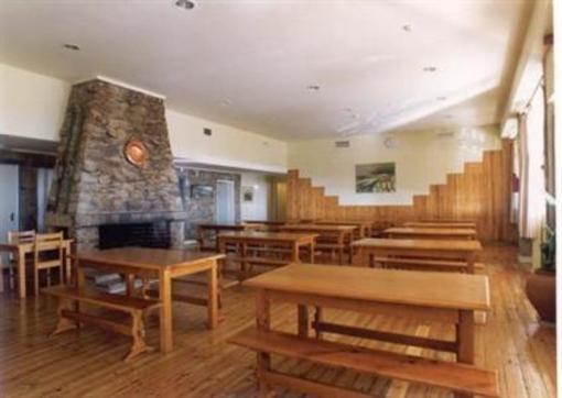 фото отеля Penhas da Saúde - Youth Hostel