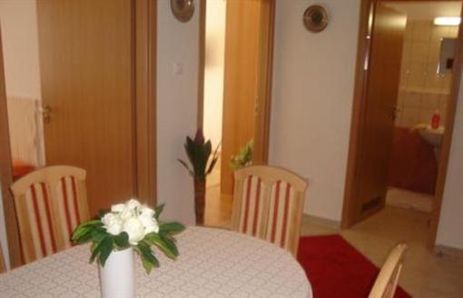 фото отеля Csabai Apartman