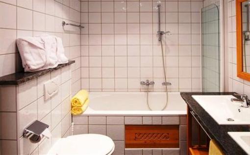 фото отеля Alpenhotel Laurin