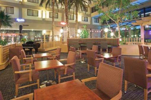 фото отеля Crowne Plaza Foster City - San Mateo