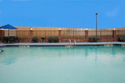 фото отеля Holiday Inn Express Hotel & Suites Snyder