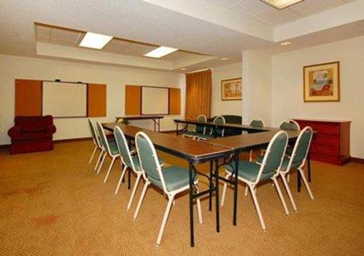 фото отеля Comfort Inn & Suites LaGrange
