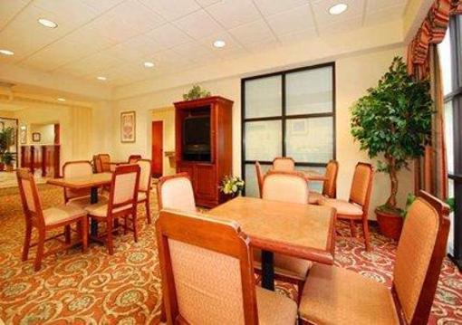 фото отеля Comfort Inn & Suites LaGrange