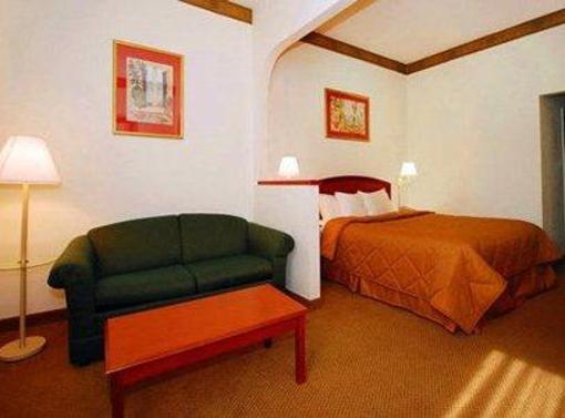 фото отеля Comfort Inn & Suites LaGrange