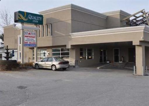 фото отеля Quality Inn Mont Laurier