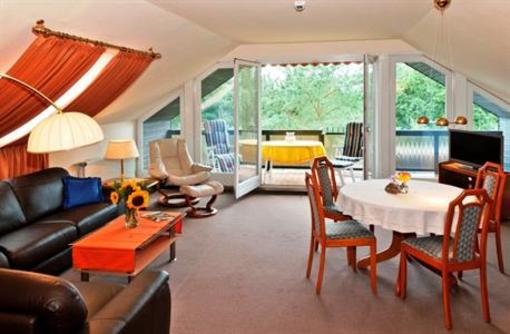фото отеля Hotel Pension Sonnenhügel Bad Bevensen