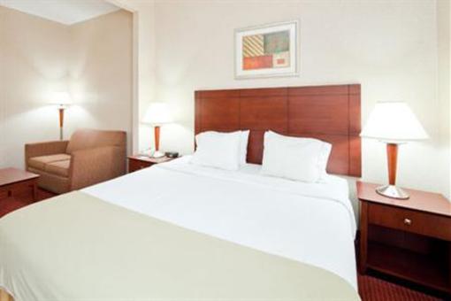 фото отеля Holiday Inn Express Lawrenceburg - Cincinnati