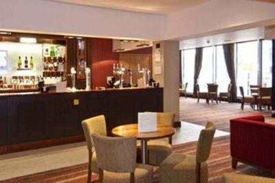 фото отеля Premier Inn Cardiff City Centre