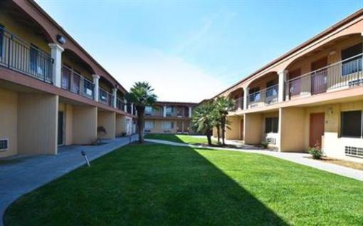 фото отеля Americas Best Value Inn Merced