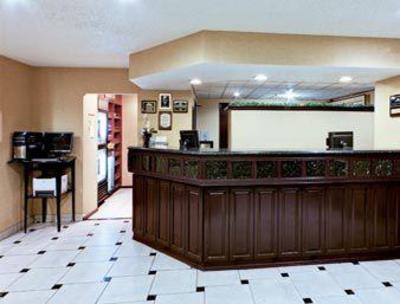 фото отеля Hawthorn Suites by Wyndham Detroit Southfield