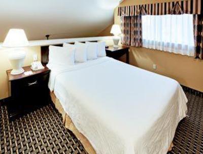 фото отеля Hawthorn Suites by Wyndham Detroit Southfield