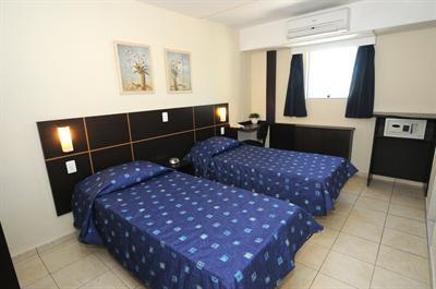фото отеля Hotel Metropolitano