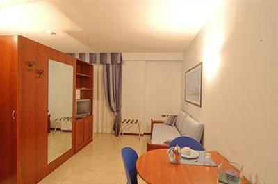 фото отеля Hotel White Palace Cento