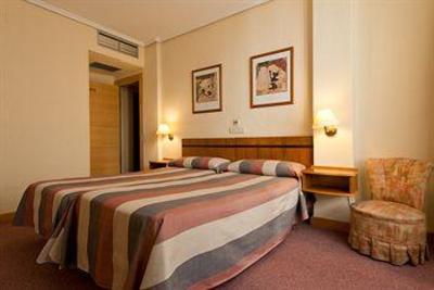 фото отеля Mediterraneo Hotel Valencia