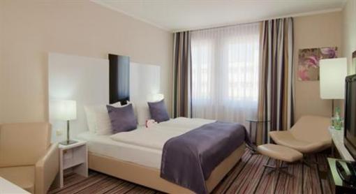 фото отеля Crowne Plaza Wiesbaden