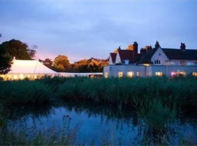 фото отеля Prested Hall Hotel Feering