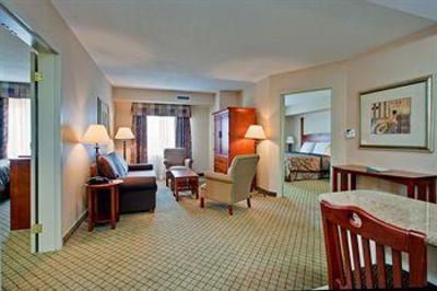 фото отеля Staybridge Suites Toronto Mississauga