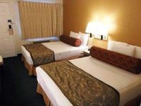 Howard Johnson Tropicana
