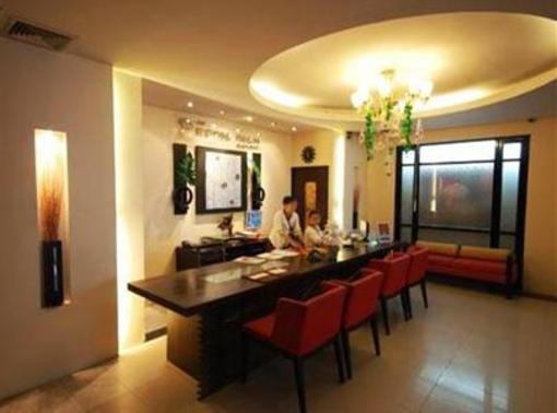 фото отеля The Royal Palm Beach Front Hotel Phuket
