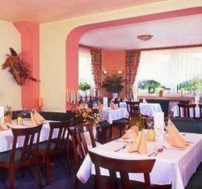 фото отеля Hotel Landgasthof Waldbuhne Wolfhagen