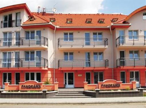 фото отеля Wellness Apartmanok