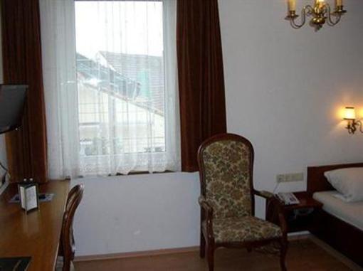 фото отеля Hotel Krone Rielasingen-Worblingen