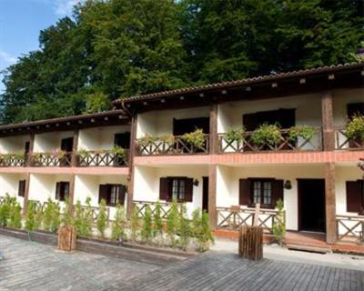 фото отеля Hanul Dambu Morii Hotel Sacele
