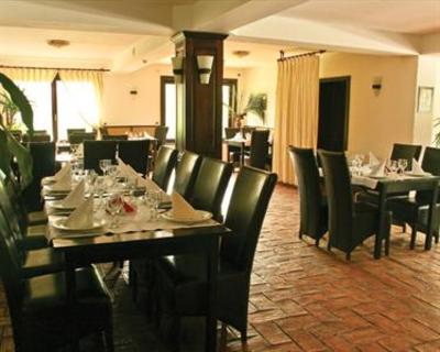фото отеля Hanul Dambu Morii Hotel Sacele