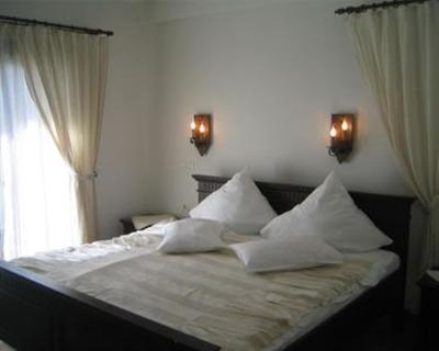 фото отеля Hanul Dambu Morii Hotel Sacele