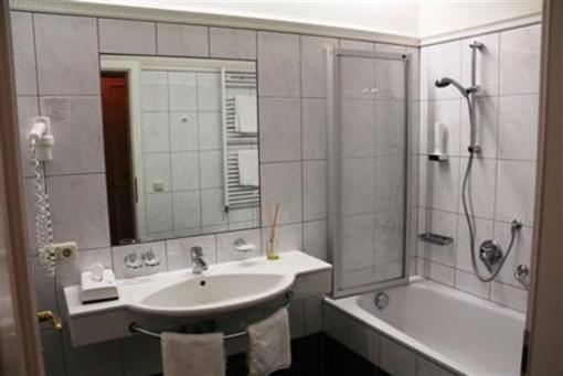 фото отеля Hotel Goldener Stern Abtenau