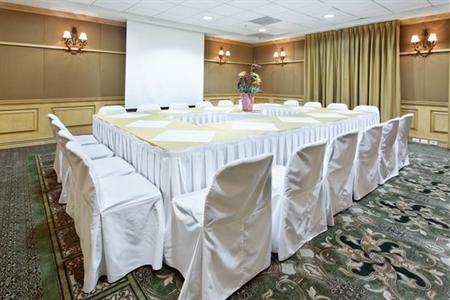 фото отеля Holiday Inn Express Silao