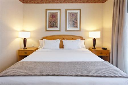 фото отеля Holiday Inn Express Silao
